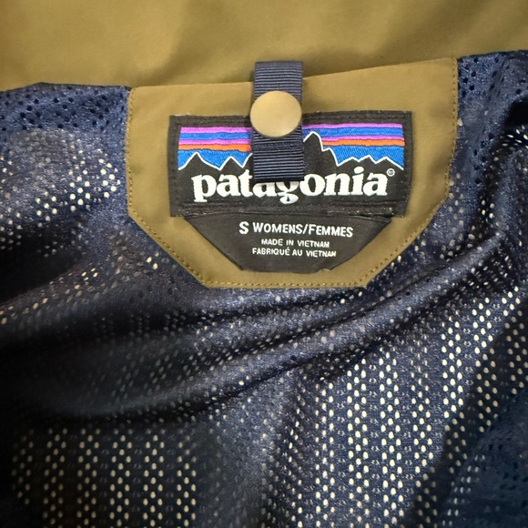 Patagonia women’s medium olive Jacket with Blue Logo - Picture 7 of 12